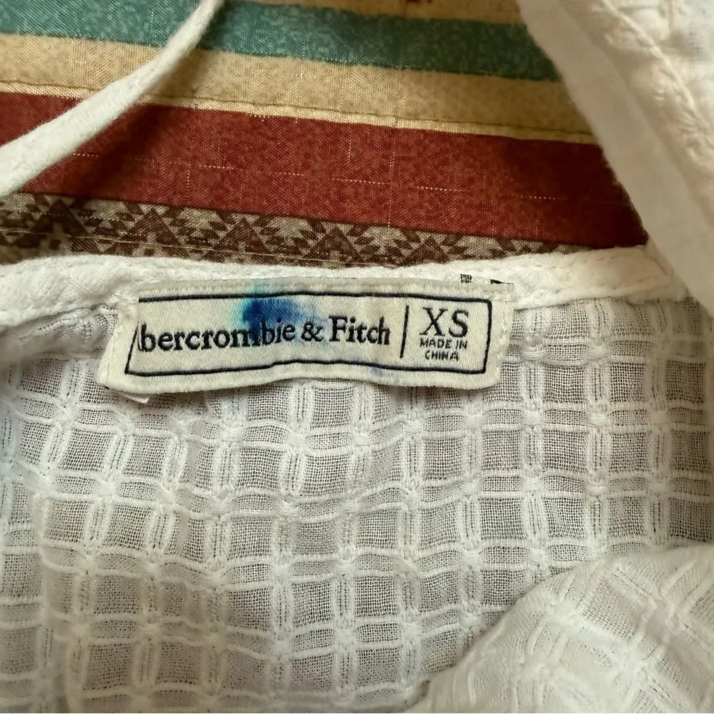 Abercrombie & Fitch White Textured Blouse XS